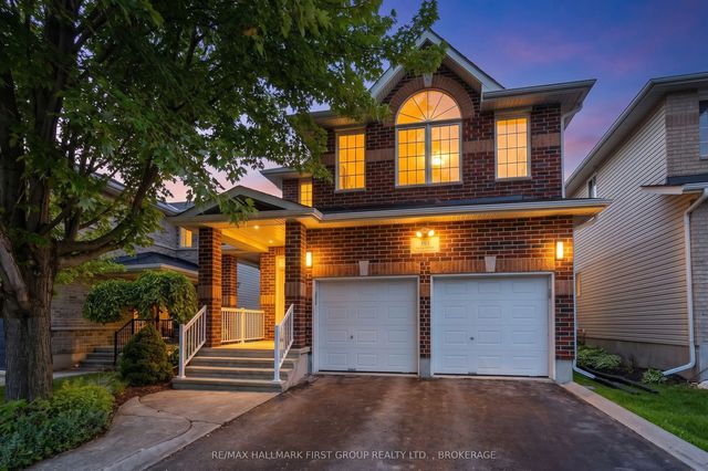 393 Cavendish Crescent, Kingston