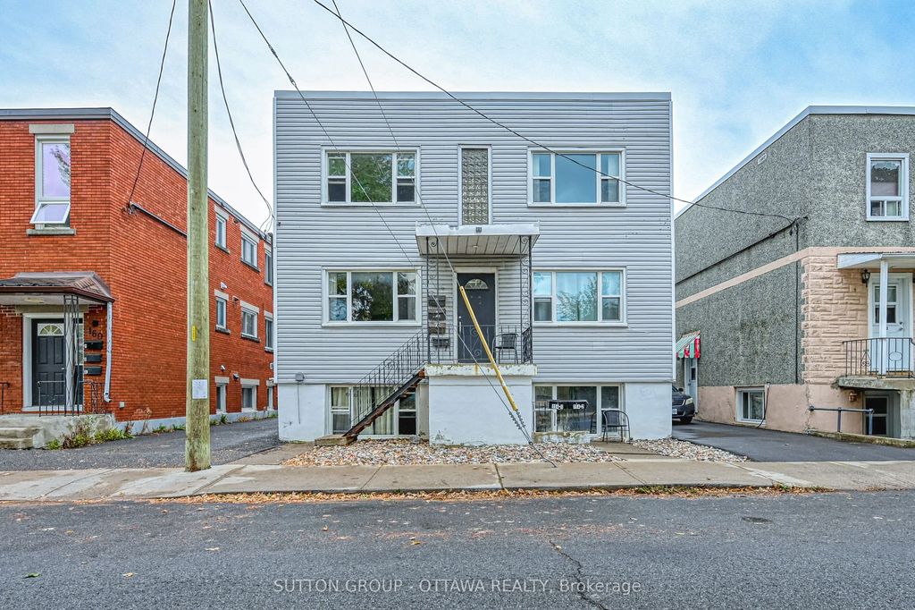154-156 Dagmar Avenue, Vanier and Kingsview Park