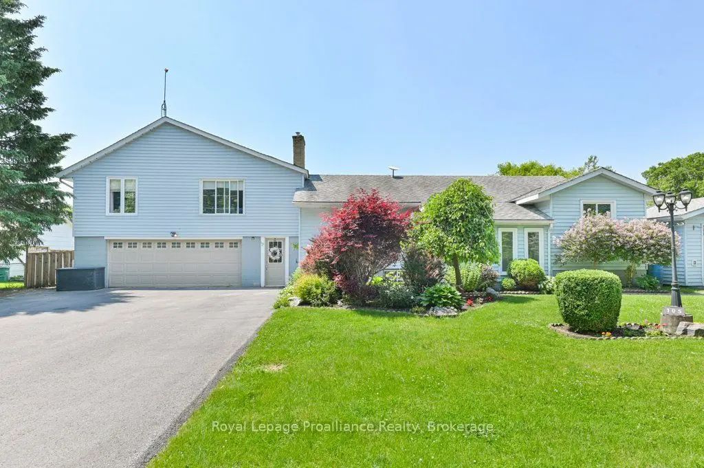 105 A&b Bernard Long Road, Quinte West