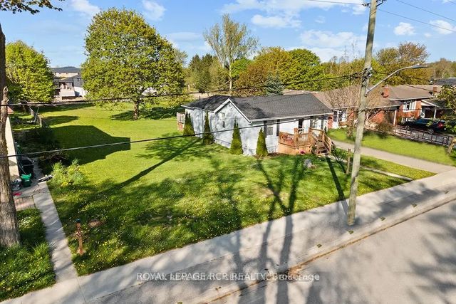 240 Egremont Street N, Wellington North
