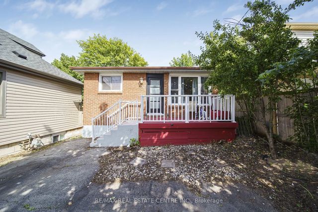 659 Upper Wellington Street E, Hamilton