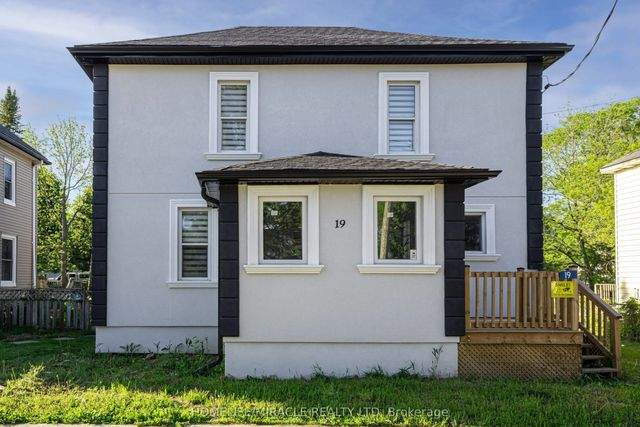 19 Gilbert Street, Lansdowne Village