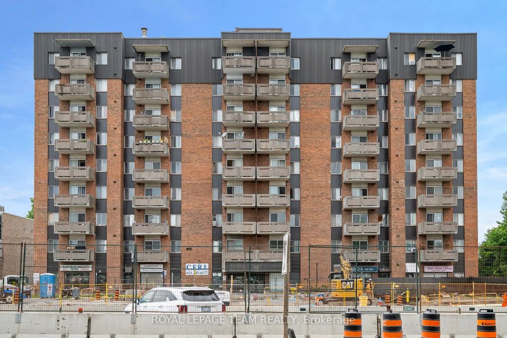 945 Richmond Road C, Woodroffe