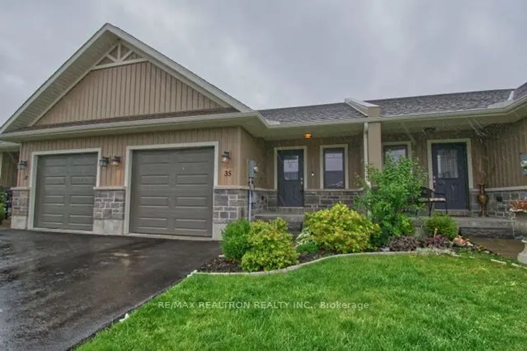 35 Cobblestone Street, Belleville