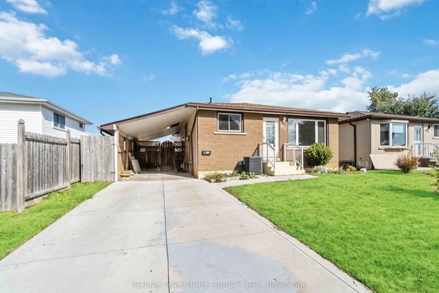 91 Boston (lower) Crescent, Hamilton
