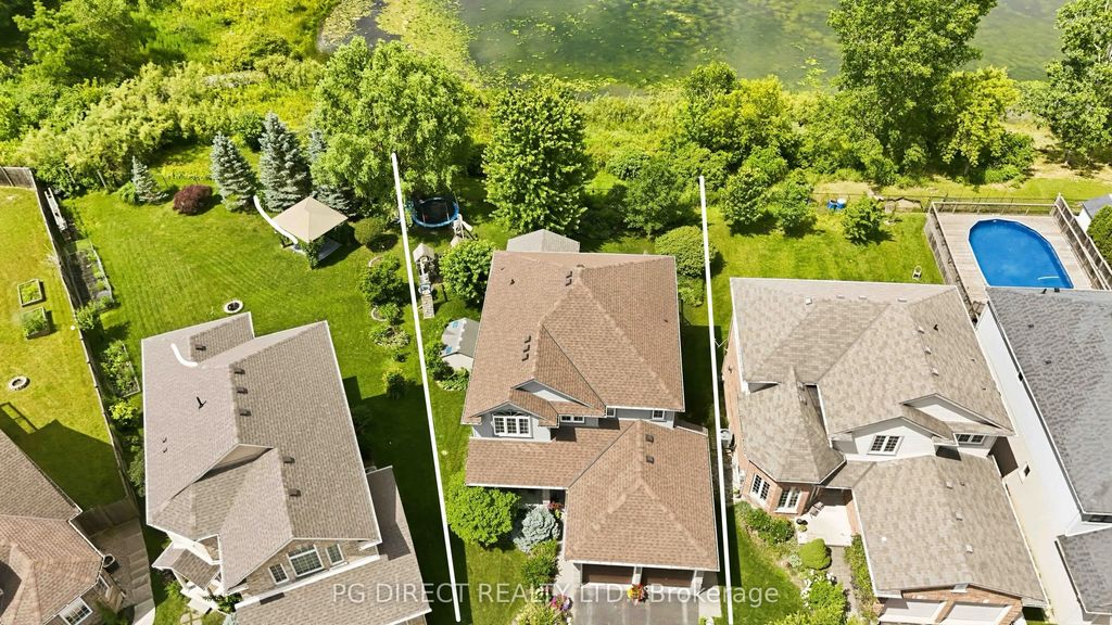 1040 Hanson Crescent, London North