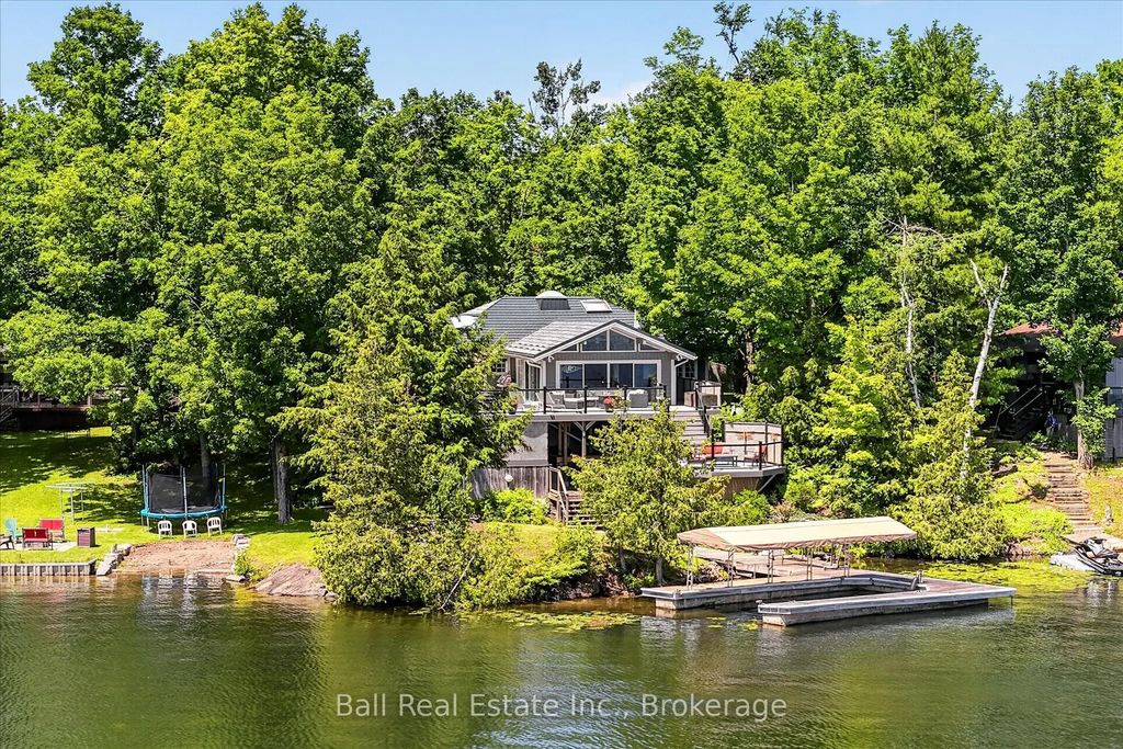 150 Hall Drive, Trent Lakes