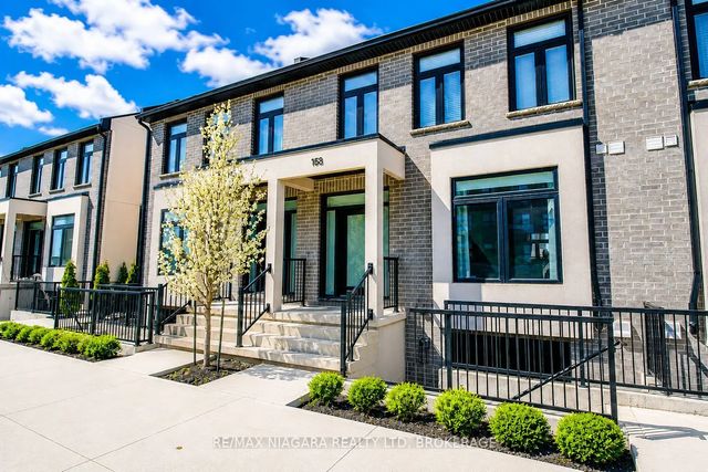 153 Summersides Boulevard, Pelham