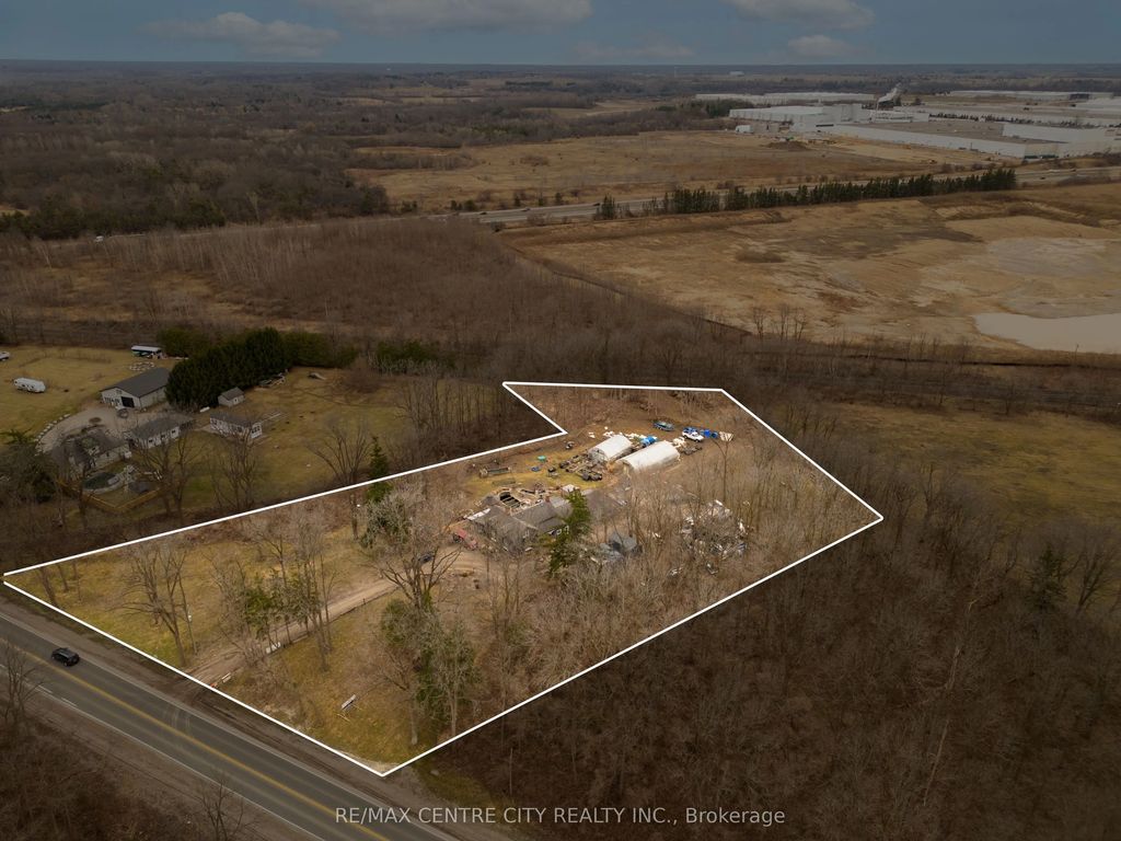 369 Paris Road, Brant