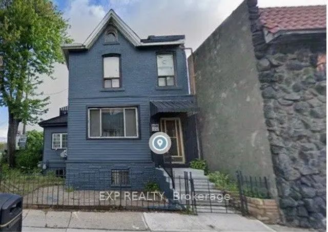 521 Barton Street E, Hamilton