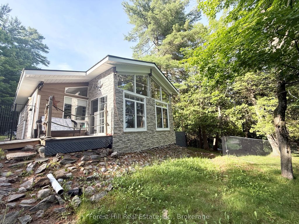 935 Limberlost Road, Parry Sound Remote Area