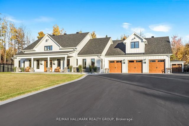 55 De La Seignerie Estates E, Champlain