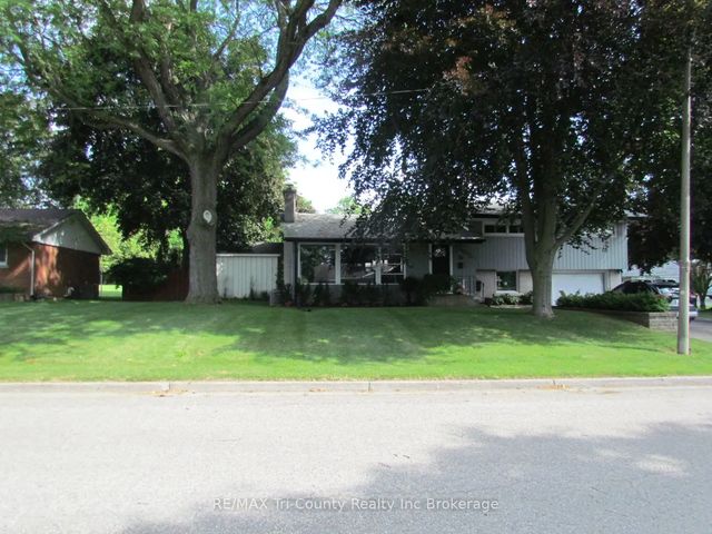 30 Fairfield Crescent, Tillsonburg