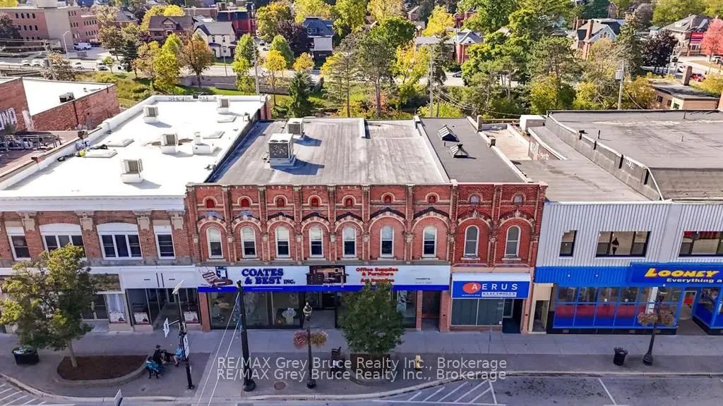 958 2nd Avenue E, Owen Sound