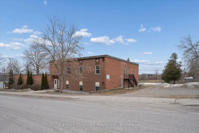 1027 Willcox Street 201, Selwyn