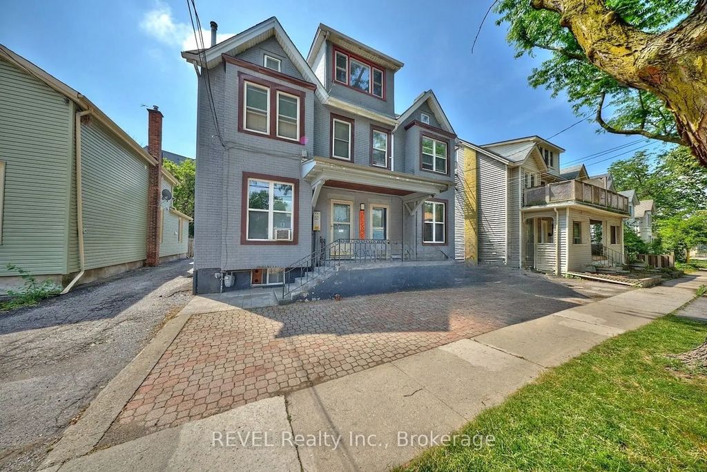 50 Welland Avenue, St. Catharines