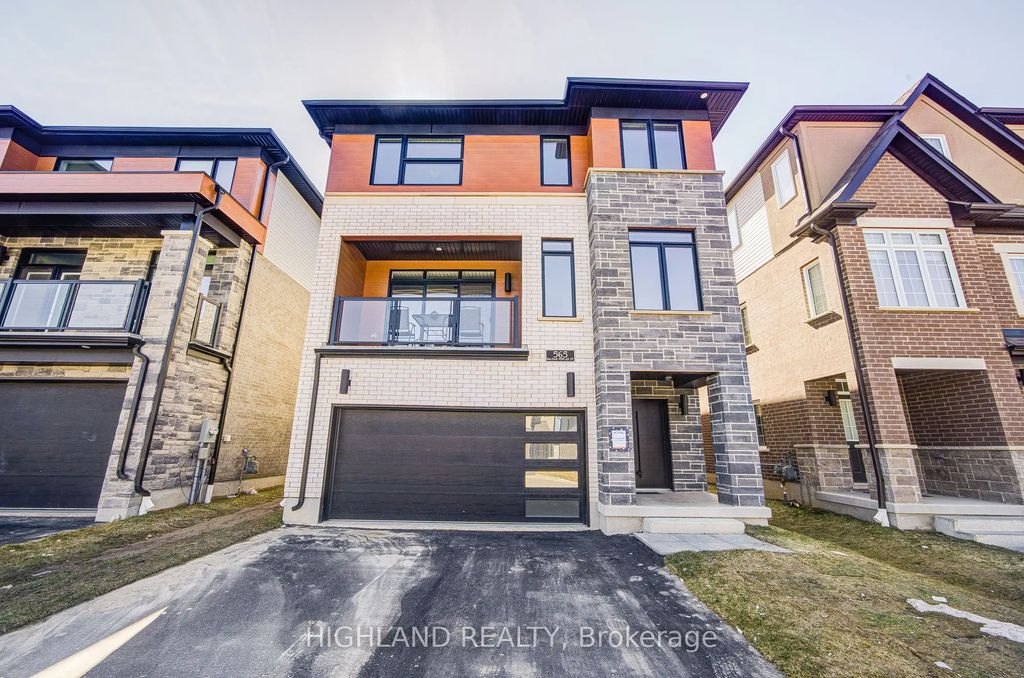 565 Balsam Poplar Street, Waterloo