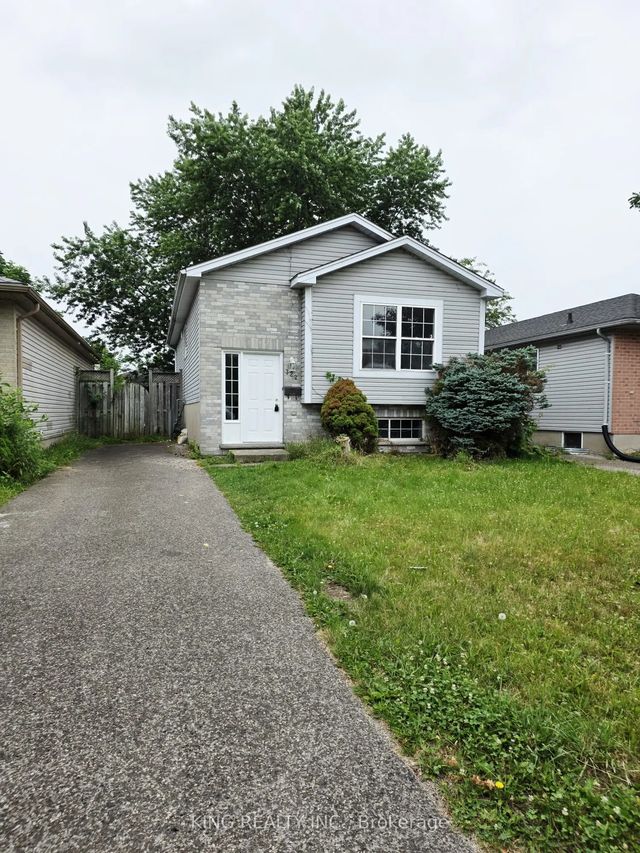 322 Fleming Drive, London East