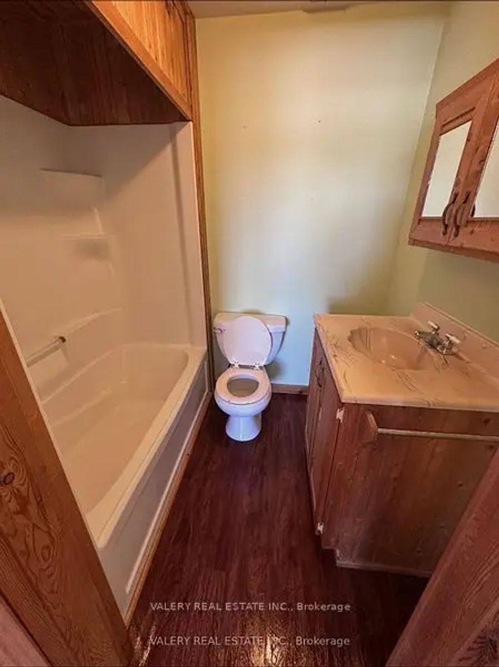 12 St David Street N 6, French River