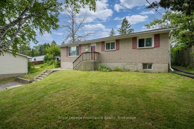 92 Wallbridge Crescent, Belleville