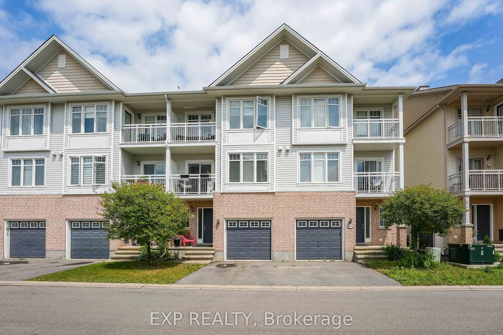 504 Barholm Private, Orleans - Convent Glen and Area