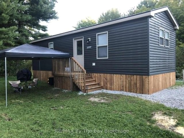 1082 Shamrock Marina Road 210, Gravenhurst