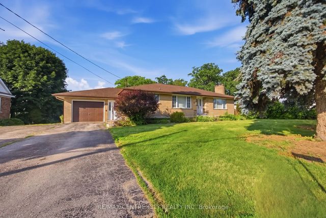 303 Simcoe Street, Tillsonburg