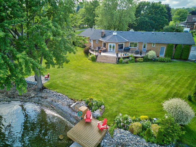 535 Main Street, Loyalist