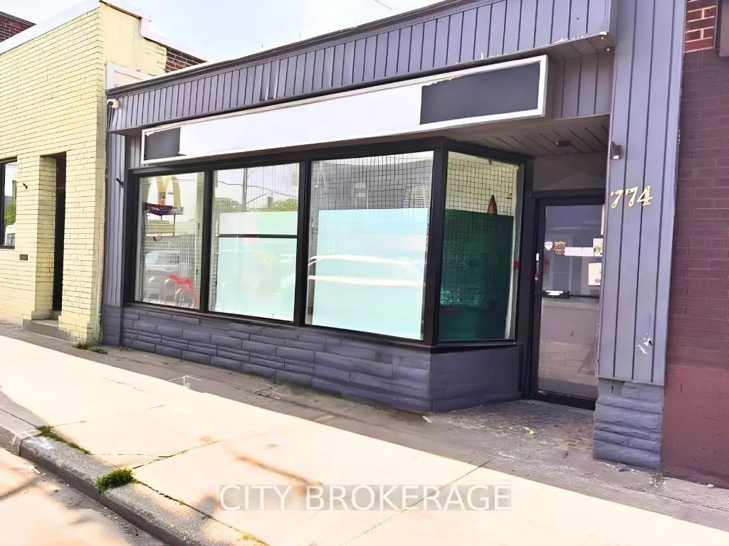774 Barton Street E, Hamilton