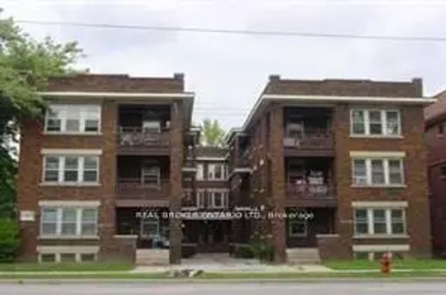 985 Main Street E 5, Hamilton