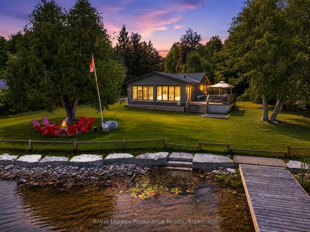 18 Osprey Road, Kawartha Lakes