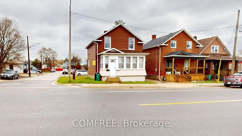 1405 King Street E, Cambridge