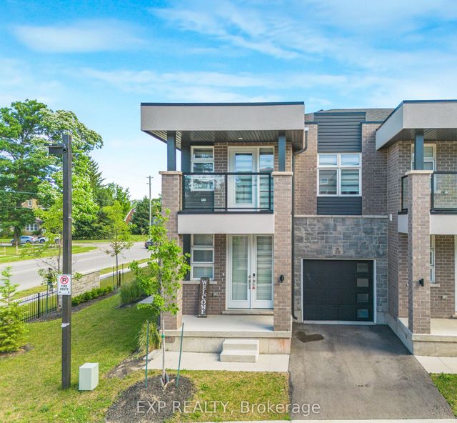 5672 Dorchester Road 28, Niagara Falls