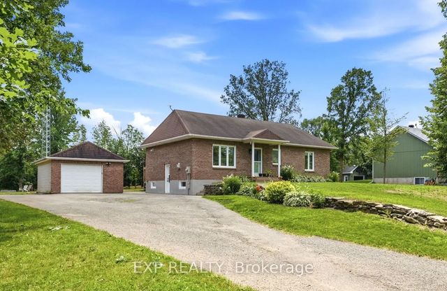 15302 Concession 8 & 9 Road, North Stormont