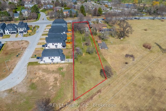 6398 Mountain Road, Niagara Falls