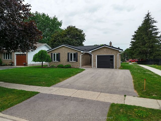 70 Bedford Drive, Stratford