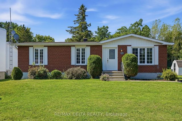 105 Fournier Street, Champlain