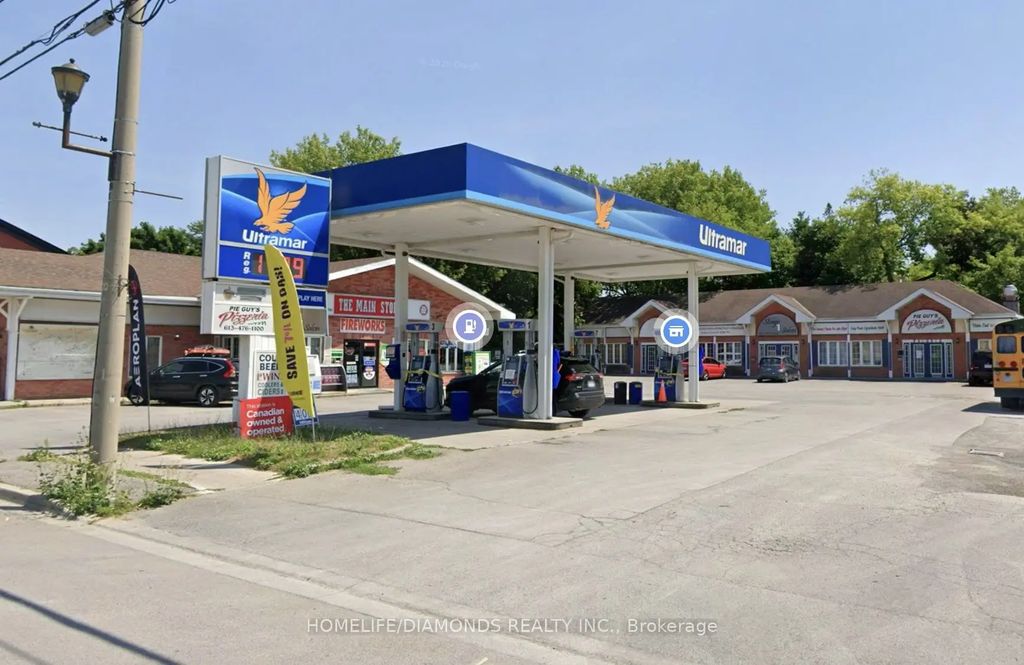 96 Main Street W, Prince Edward County