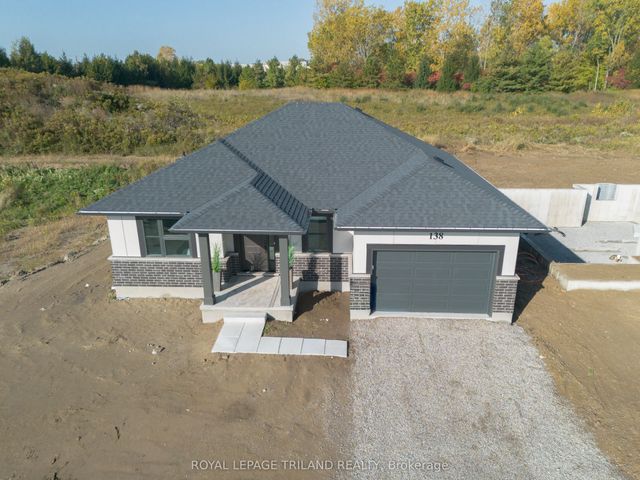 138 Benjamin Parkway, St. Thomas