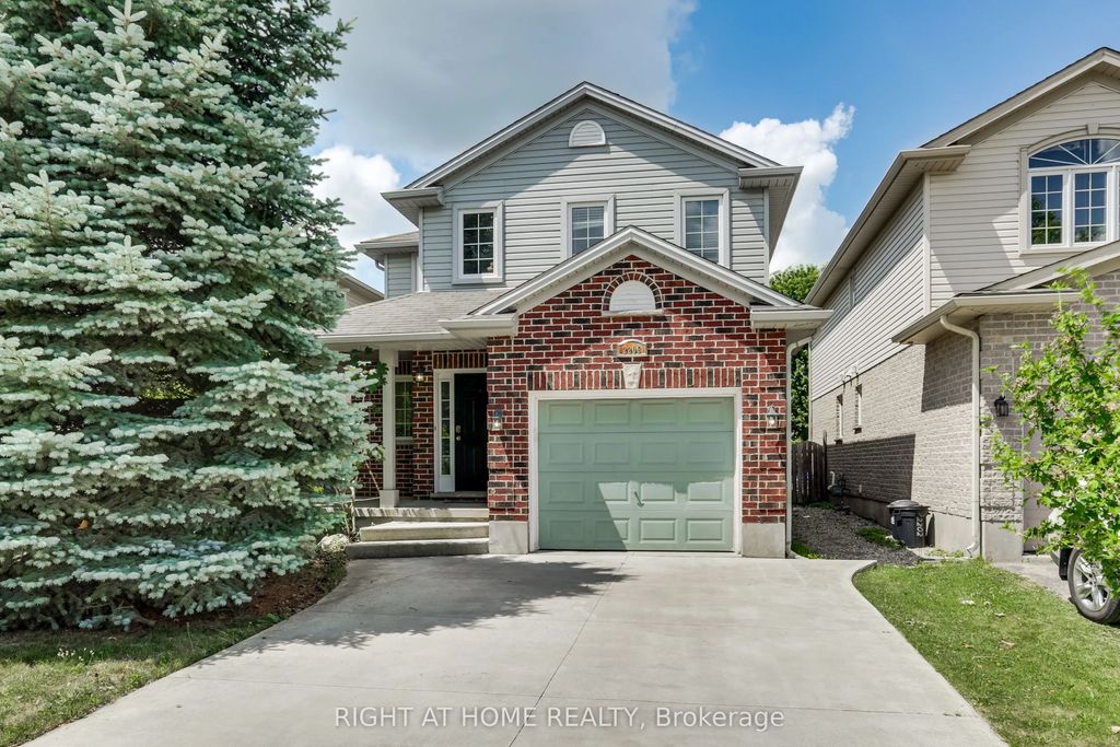 2206 Coronation Drive, London North