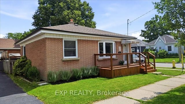 166 Catharine Avenue, Brantford