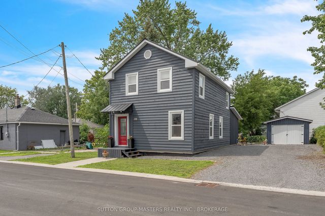 173 Davy Street N, Loyalist