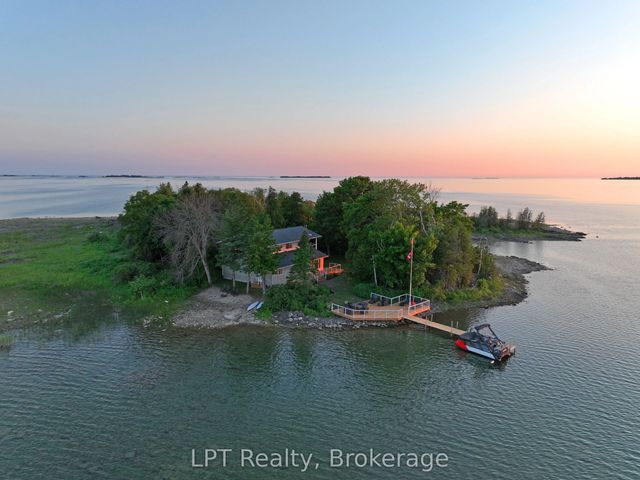 25 Dock Road, South Bruce Peninsula
