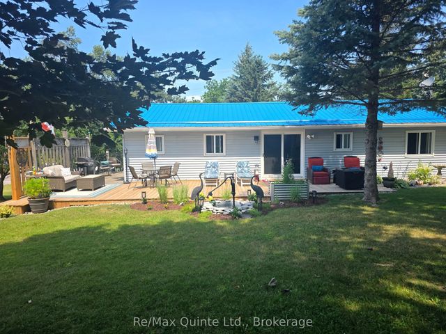 19 County Rd 18 Road, Prince Edward County