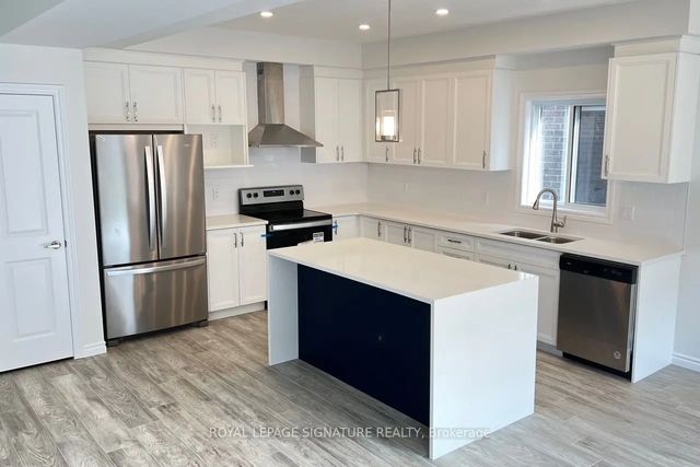 3128 Turner Crescent, London South