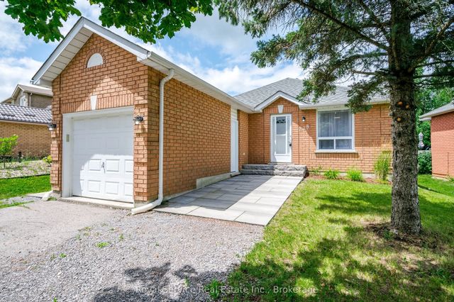 228 Towerhill Road, Peterborough