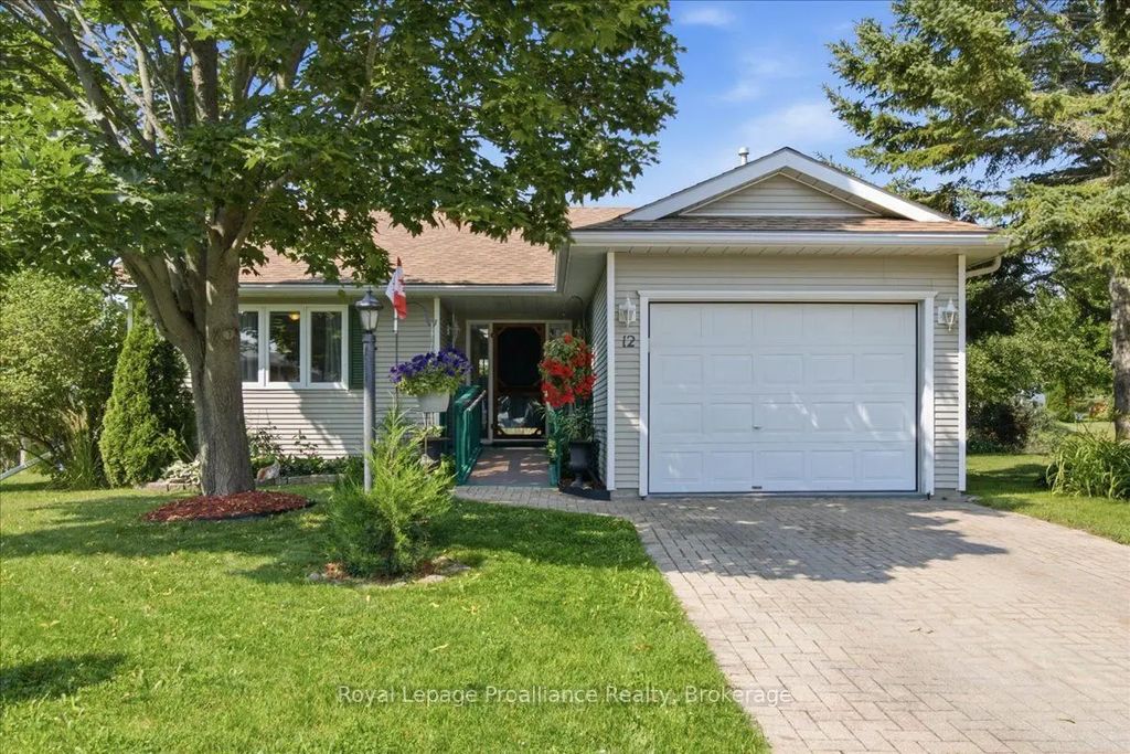 12 Reynolds Place, Prince Edward County