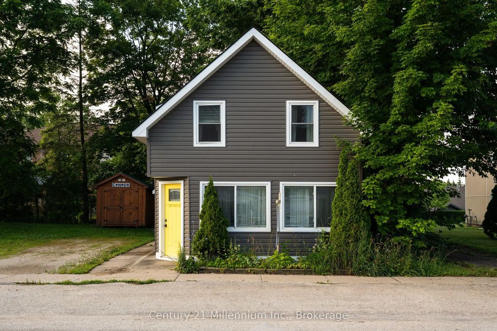 251 William Street, South Bruce Peninsula