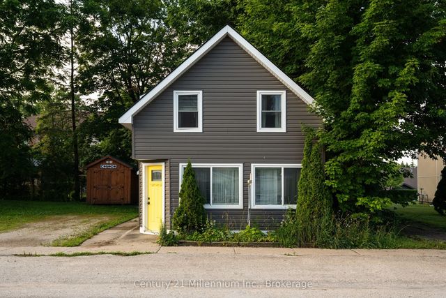 251 William Street, South Bruce Peninsula