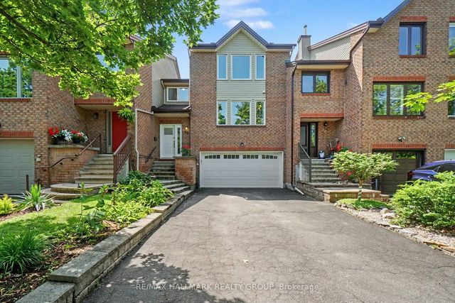 48 Dunbarton Court, Manor Park - Cardinal Glen and Area